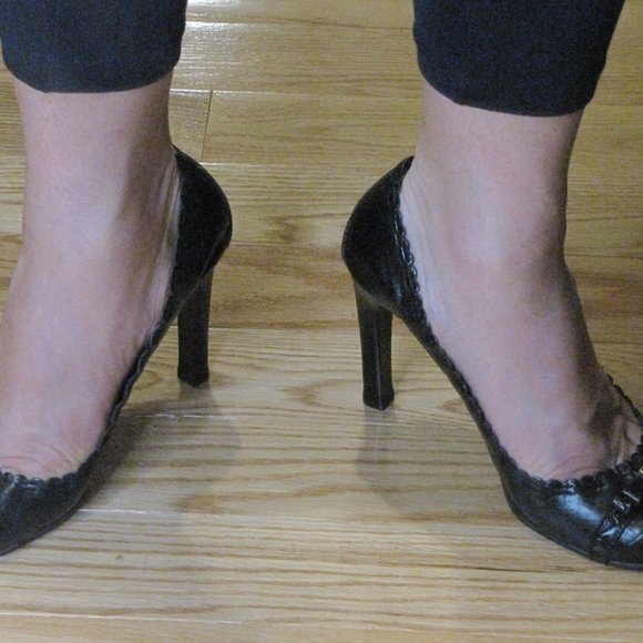 NEW Tory Burch Marie 4" Black Nappa Italian Leather Heel with Bow 9.5 - Picture 7 of 14